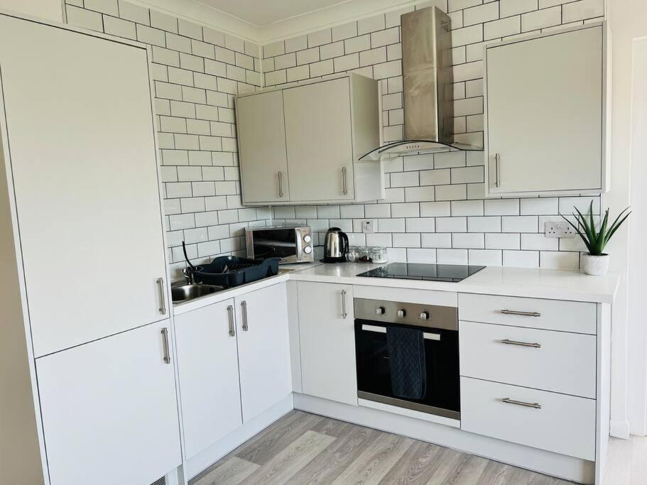 2 Bedroom Holiday Home In The Heart Of West Wales St Clears Exteriör bild